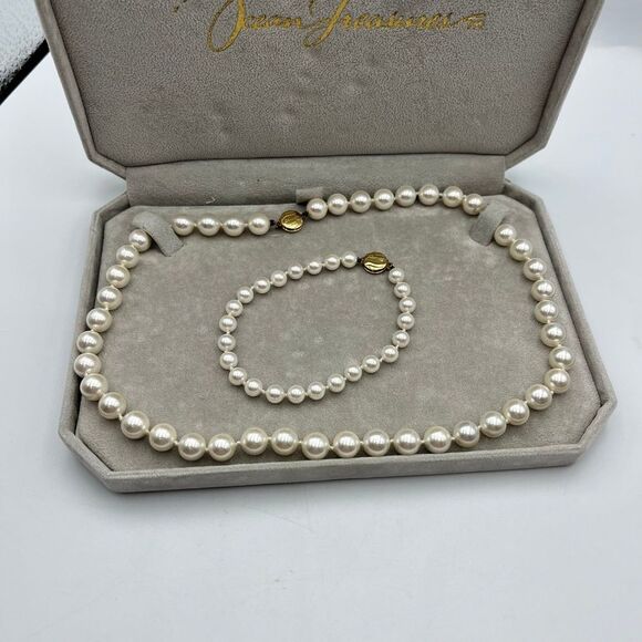 Woman’s Brand new ocean treasure 14k faux Pearl Necklace and bracelet set - Picture 10 of 12